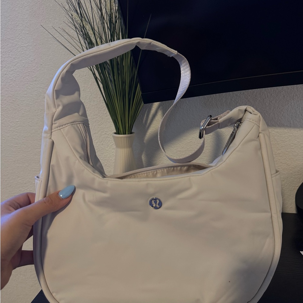 Lululemon Shoulder Bag 4L